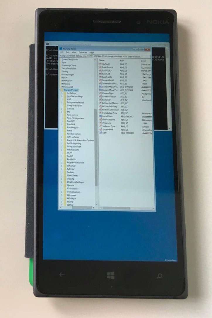 Найден способ запускать Windows 10 на смартфонах Nokia