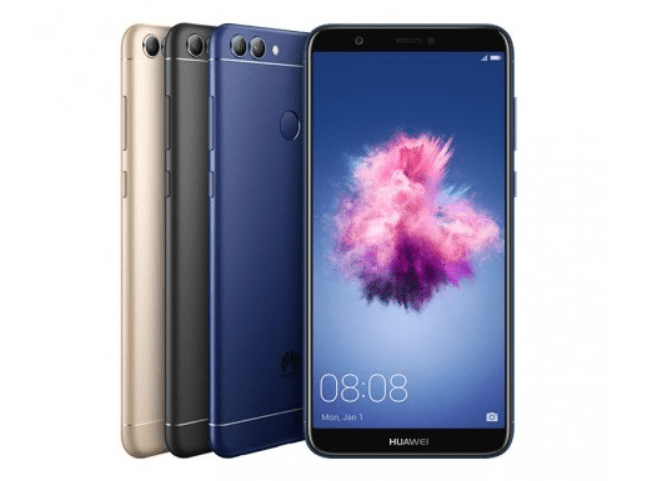 Безрамочный Huawei P Smart поступает в российскую розницу