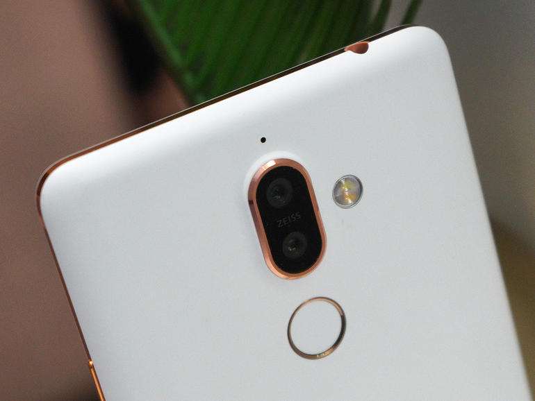 Обзор Nokia 7 Plus - флагманы теперь не нужны