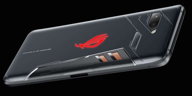 Игровой Asus ROG Phone за 1200$ стал самым мощным смартфоном в мире