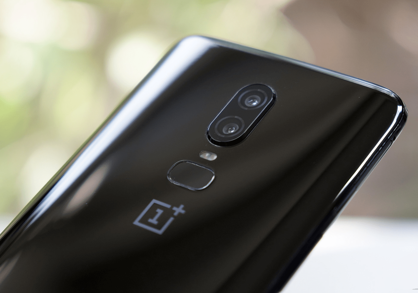 Обзор OnePlus 6 — на шаг ближе к идеальному смартфону