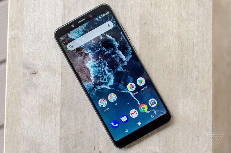 Представлены Xiaomi Mi A2 и Mi A2 Lite - ожидания оправданы?