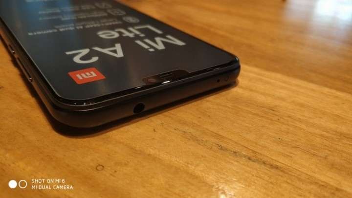 Обзор Xiaomi Mi A2 Lite - трендовый бюджетник на чистом Андроиде