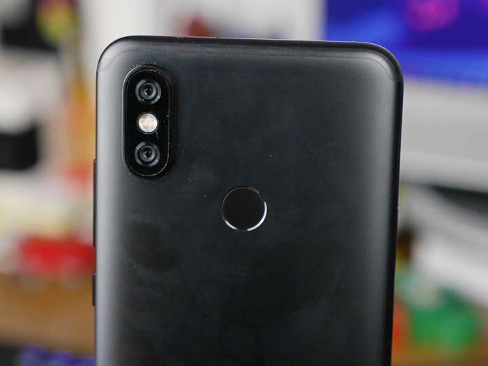 Обзор Xiaomi Mi A2 - лучшее, что они сделали в 2018 году