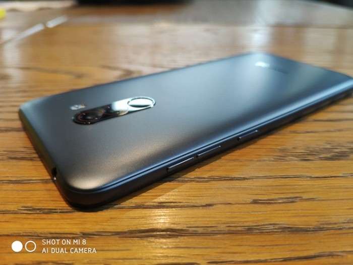 Обзор Xiaomi Pocophone F1 - флагман за 20 тысяч