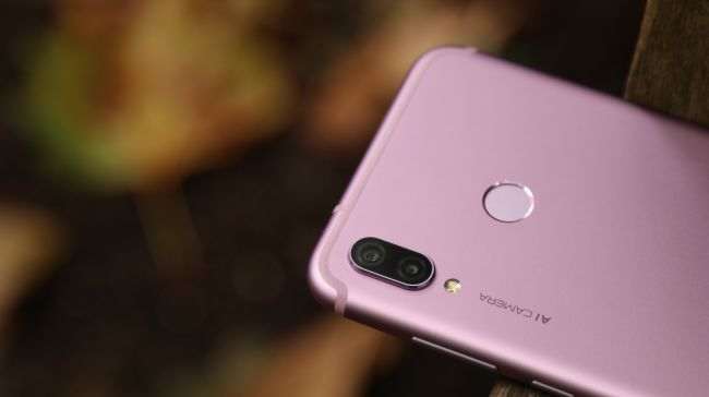 Обзор Honor Play - недорогой и сбалансированный игровой смартфон