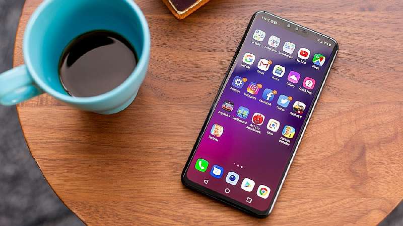 Представлен LG V40 ThinQ - очень крутой флагман на 5 камер