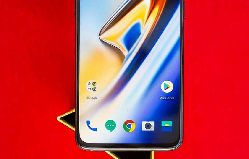 Убийца флагманов OnePlus 6T за 520$ получил сканер под экраном и емкий АКБ