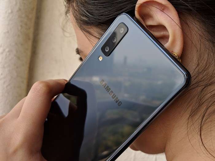 Обзор Samsung Galaxy A7 (2018) - шаг назад под видом инноваций