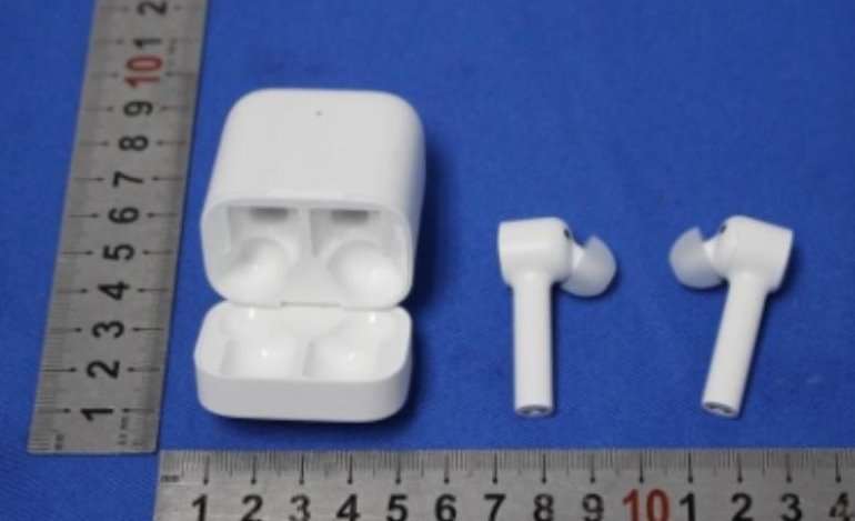 Беспроводные наушники Xiaomi работают 10 часов от одной зарядки: Айрподсы больше не нужны?