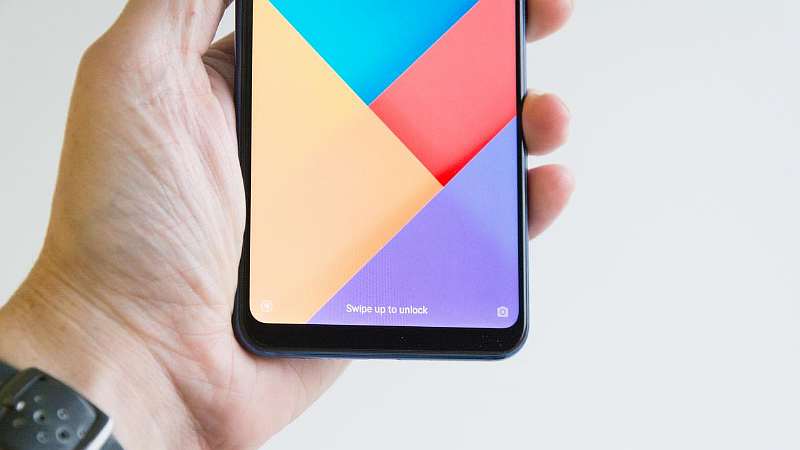 Обзор Xiaomi Mi 8 Lite - доступный красавец с замашками флагмана