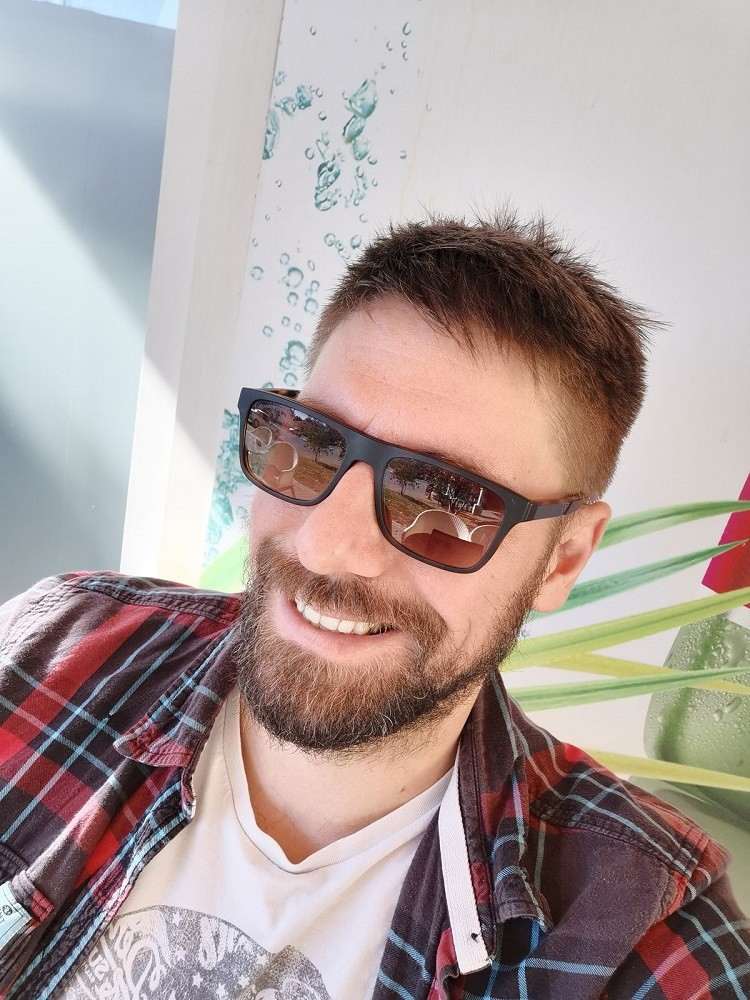 Обзор Huawei Mate 20 Pro - лучший среди лучших