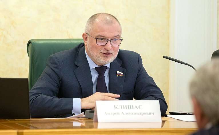 В Госдуму внесен закон об отключении России от мирового интернета