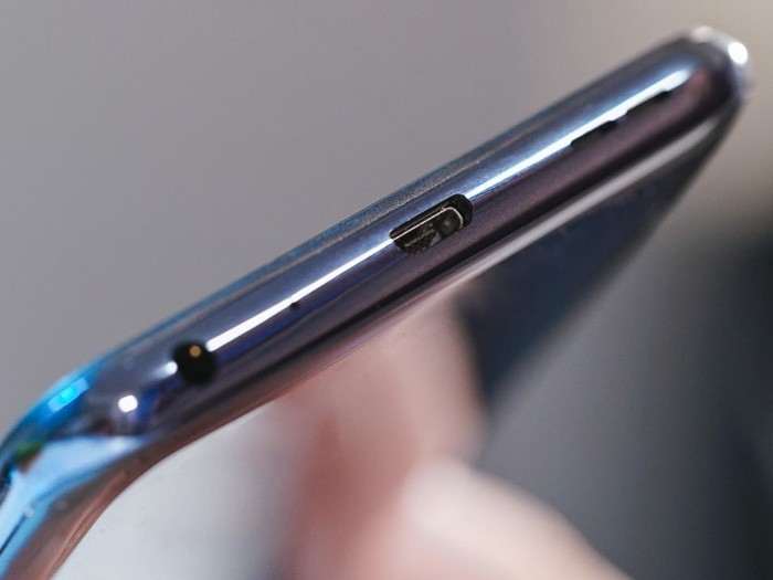 Обзор Asus Zenfone Max Pro (M2) - Xiaomi и Huawei, подвиньтесь