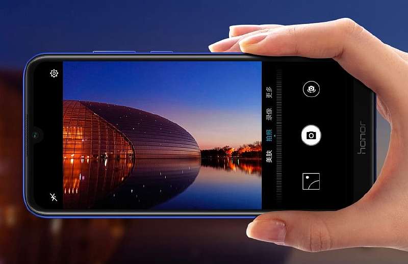 Быстрый обзор Honor 8A – современный смартфон по минимальной цене