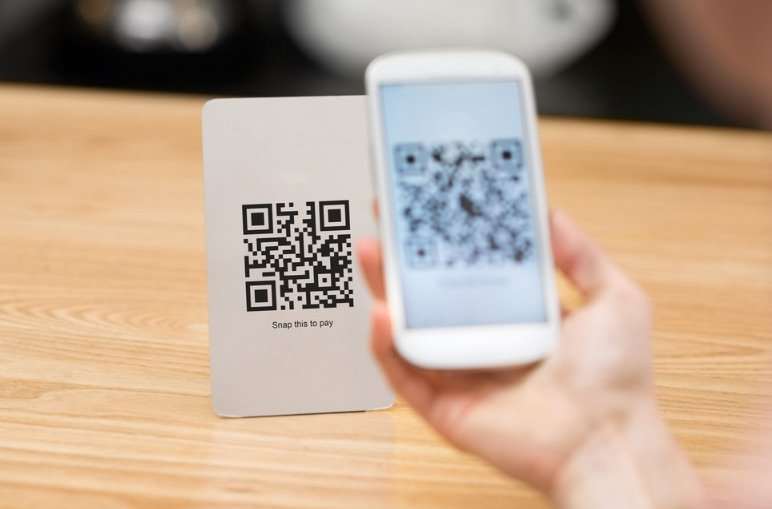 В России запущена QR-оплата и система денежных переводов по номеру телефона