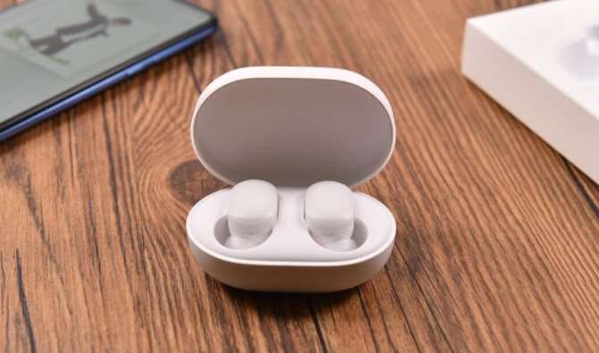 Обзор Xiaomi AirDots - дешево и сердито