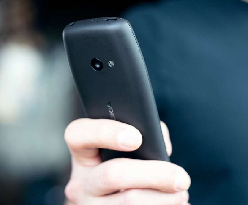 Nokia 210 – новая кнопочная звонилка с поддержкой LTE