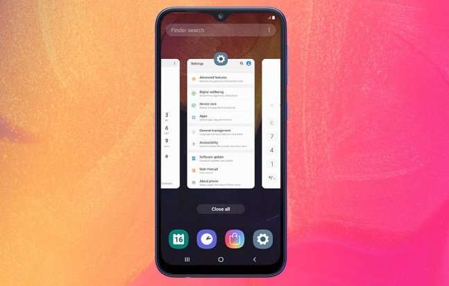 Представлен Galaxy A10 – самый дешевый безрамочный смартфон от Samsung