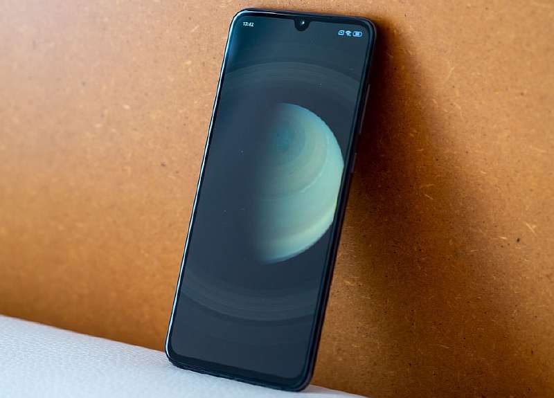 Xiaomi представила новую версию Mi 9
