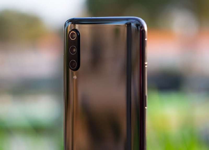 Обзор Xiaomi Mi 9 - ТОП флагман цена/качество 2019 года?