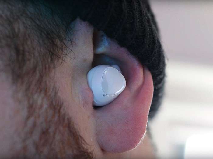 Обзор Samsung Galaxy Buds - почти эталонные беспроводные наушники для Android