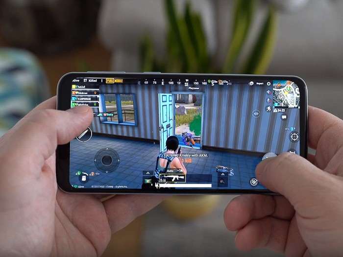 Обзор Samsung Galaxy A40 - лучший компакт от Самсунг?