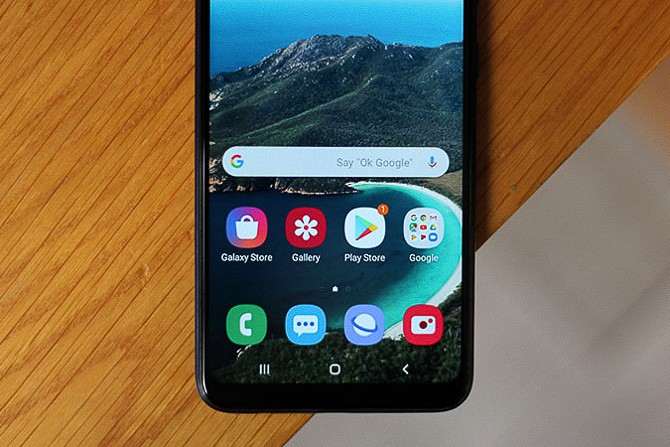 Обзор Samsung Galaxy A10 - самый народный смартфон 2019 года