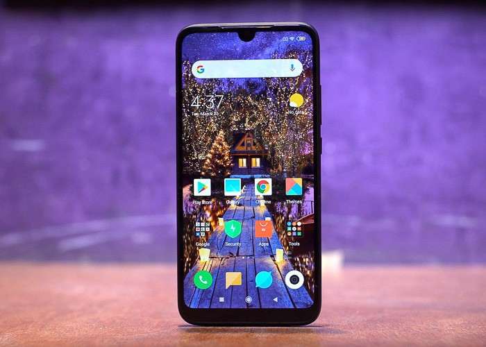 Обзор Xiaomi Redmi 7 - один из лучших смартфонов до 10 000 рублей