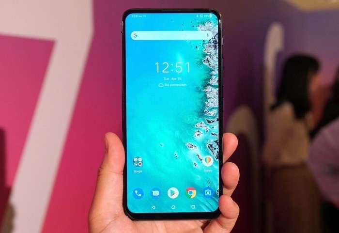 Представлен Asus ZenFone 6 – флагман с уникальной откидной камерой