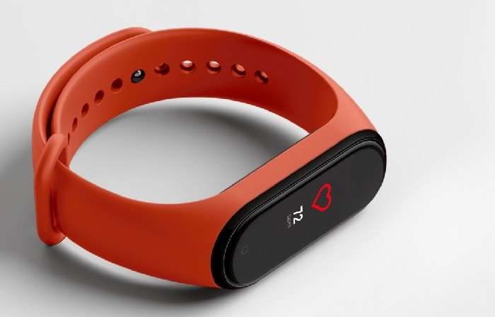 Представлен умный браслет Xiaomi Mi Band 4 с NFC