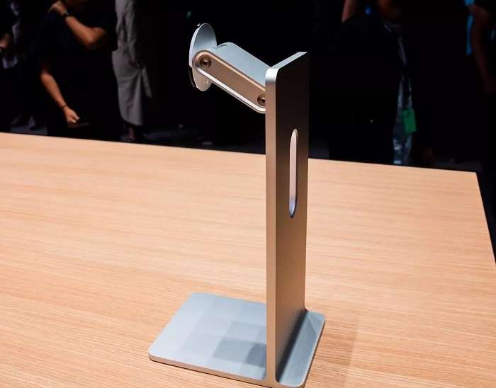 Apple Pro Display XDR – монитор, подставка к которому стоит 1000$