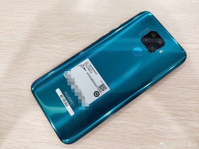 Четыре камеры и мощный процессор: каким будет Huawei Mate 30 Lite
