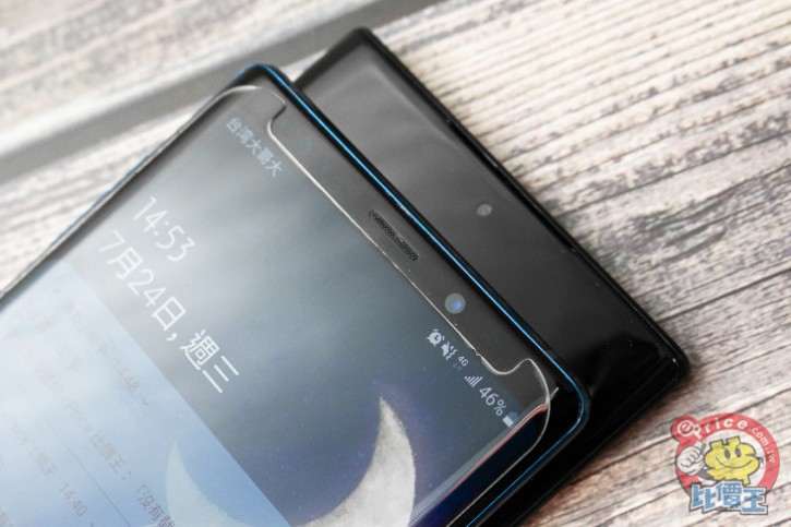 Samsung Galaxy Note 10 на реальных фото сравнили с Note 9