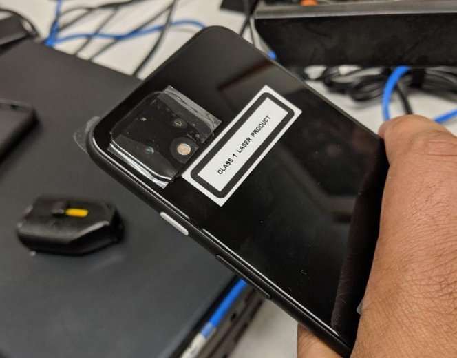Google Pixel 4 показали на реальных фотографиях