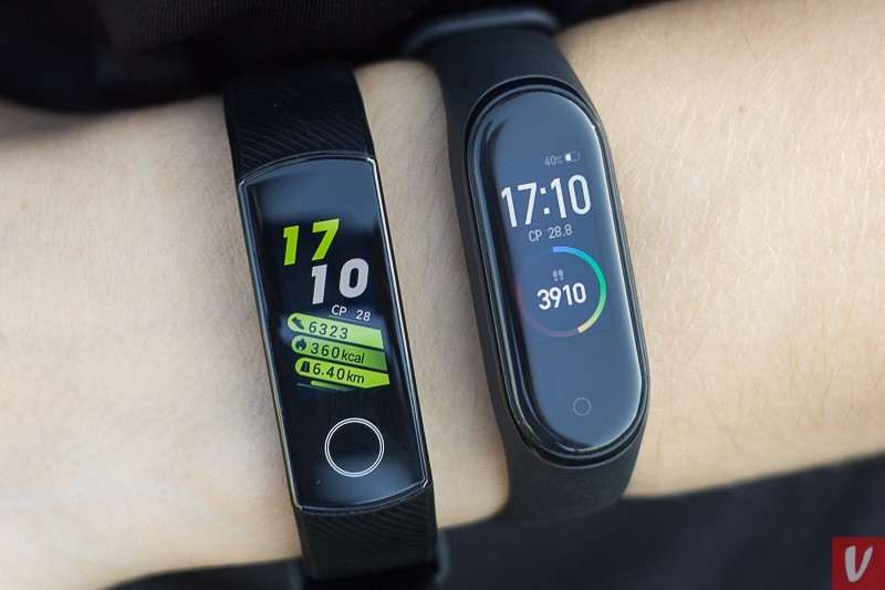 Обзор фитнес-браслета Honor Band 5 и сравнение с Xiaomi Mi Band 4
