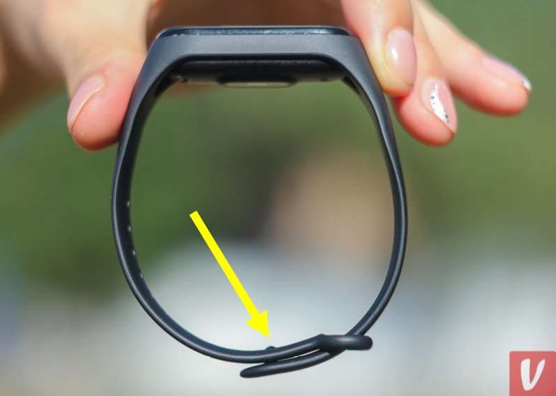 Обзор фитнес-браслета Honor Band 5 и сравнение с Xiaomi Mi Band 4