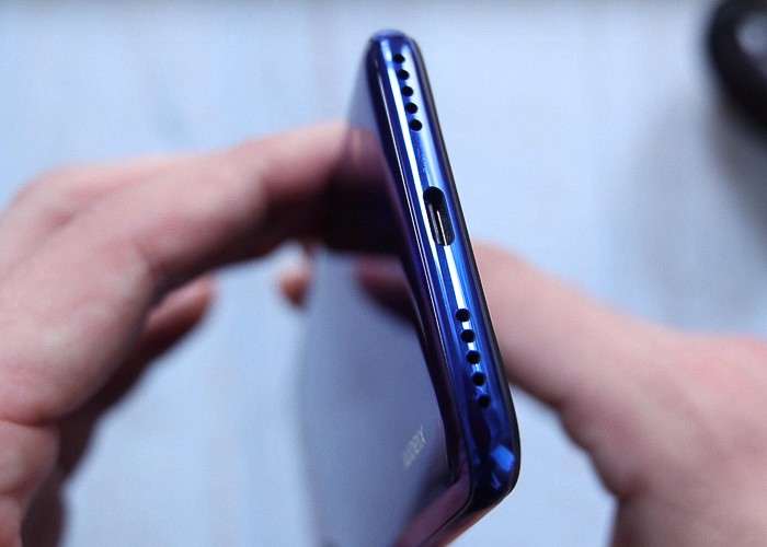 Обзор Xiaomi Mi A3 — два шага вперед, один назад
