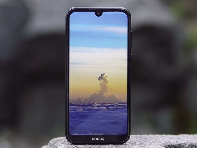 Обзор Honor 8S - самый дешевый смартфон от Хонор