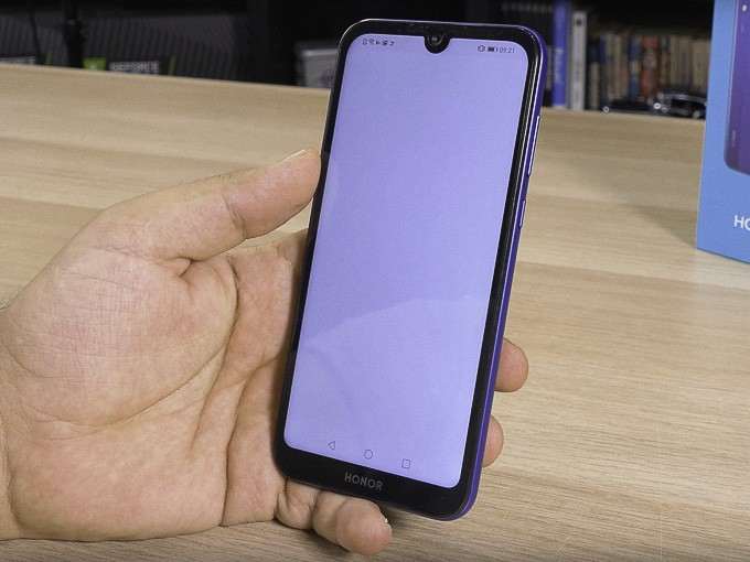 Обзор Honor 8S - самый дешевый смартфон от Хонор