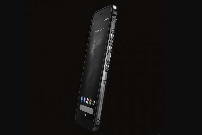 Представлен CAT S52 – неубиваемый смартфон в компактном корпусе
