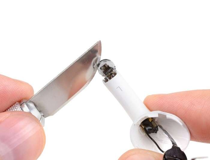 Одноразовые наушники: AirPods Pro оказались полностью неремонтопригодными
