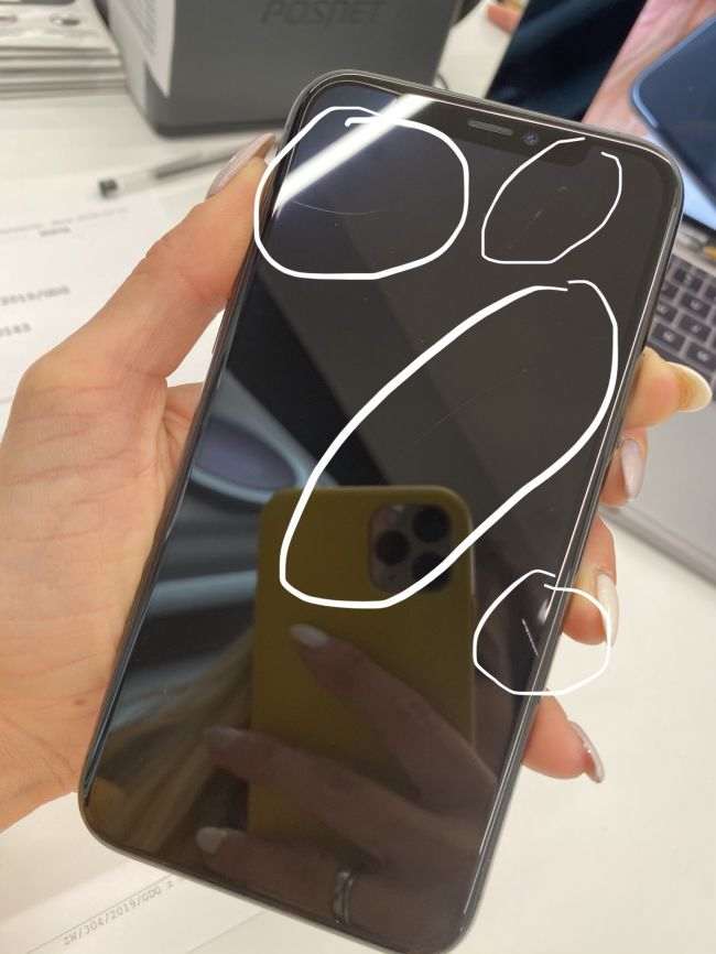 iPhone 11 царапаются об воздух, владельцы массово жалуются на материал корпуса