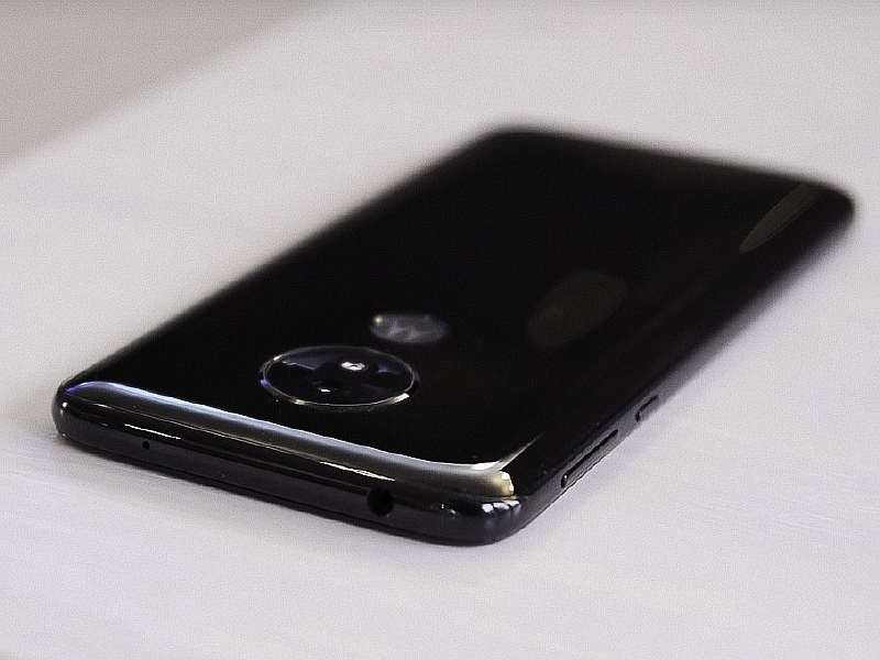 Обзор Motorola G7 Power – бюджетник с выдающейся автономностью