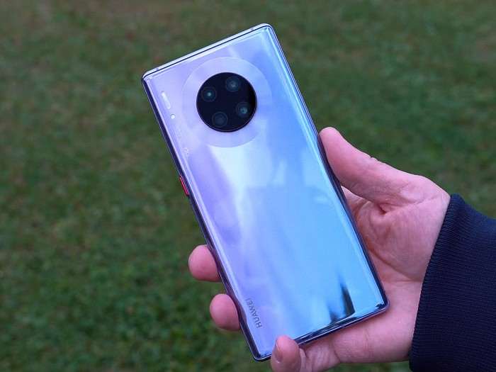 Обзор Huawei Mate 30 Pro – отличный смартфон, который не стоит покупать