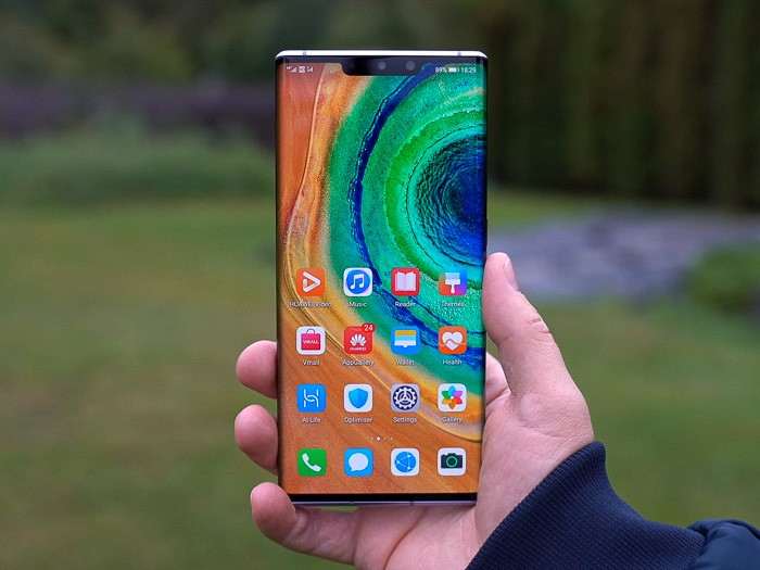 Google может вернуть сервисы на смартфоны Huawei до конца месяца