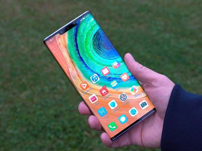 Обзор Huawei Mate 30 Pro – отличный смартфон, который не стоит покупать