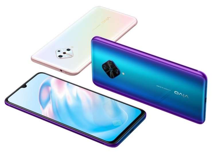 В России вышел Vivo V17, за покупку дают смартфон в подарок