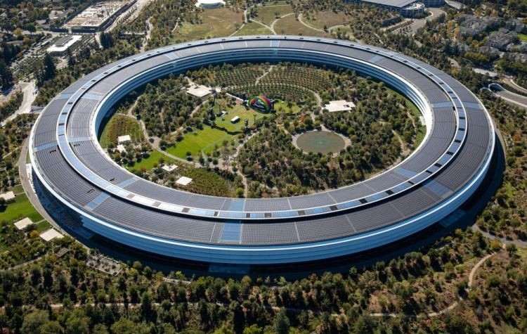 Apple готовит прорыв в спутниковой связи