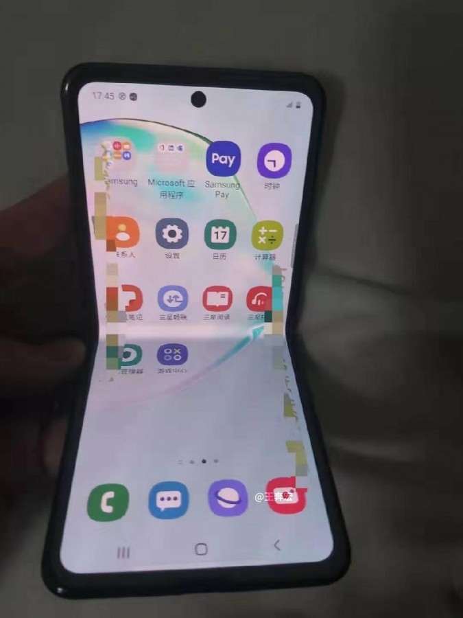 Расскречен дизайн Samsung Galaxy Fold 2, это раскладушка с гибким экраном